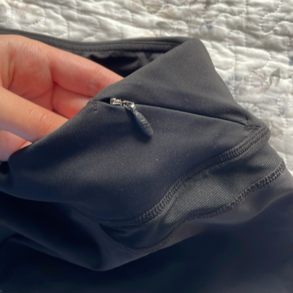 NEW BALANCE Shorts - Picture 3 of 4